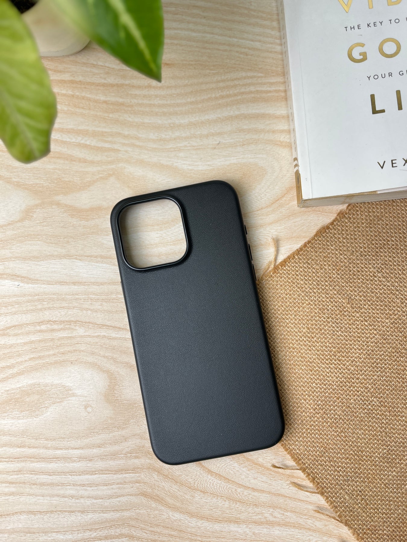 iPhone 15 Pro Max Leather Case Kdoo Classic Series Genuine Leather Case - Black