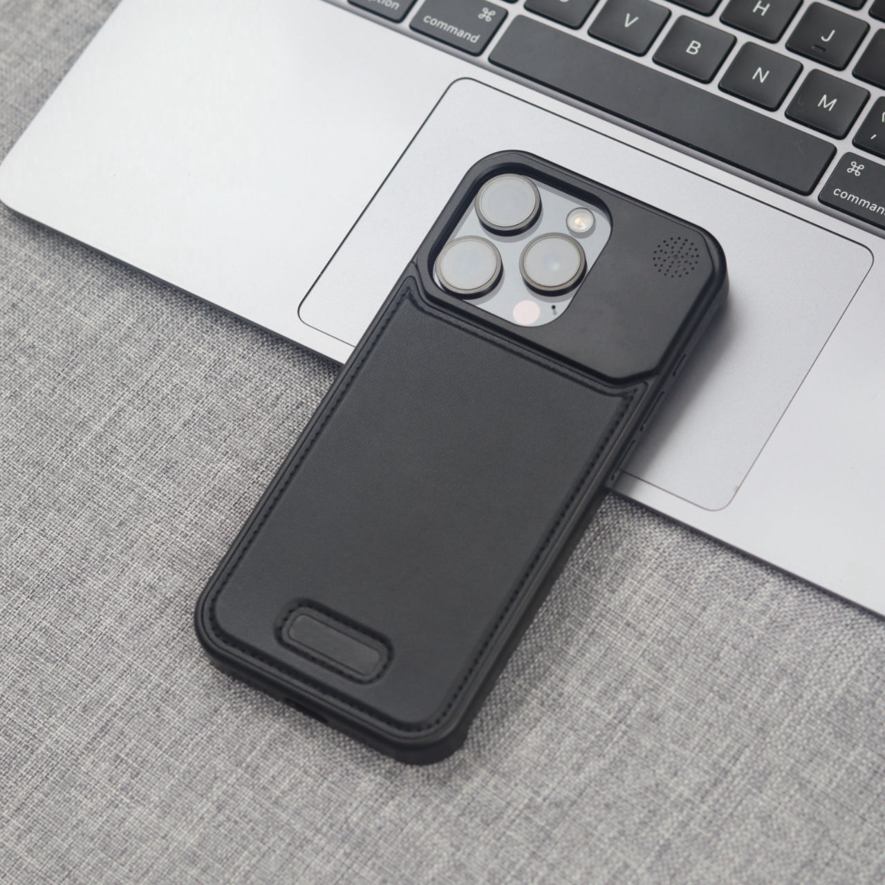 iPhone 16 Pro Max Aluminum & Leather Case with Fragrance Aroma - Black